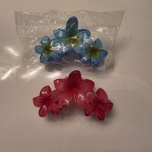 Floral Hair Clips in Red and Blue